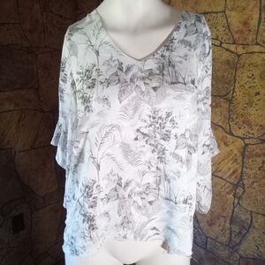 Elegant V-Neck Floral Blouse